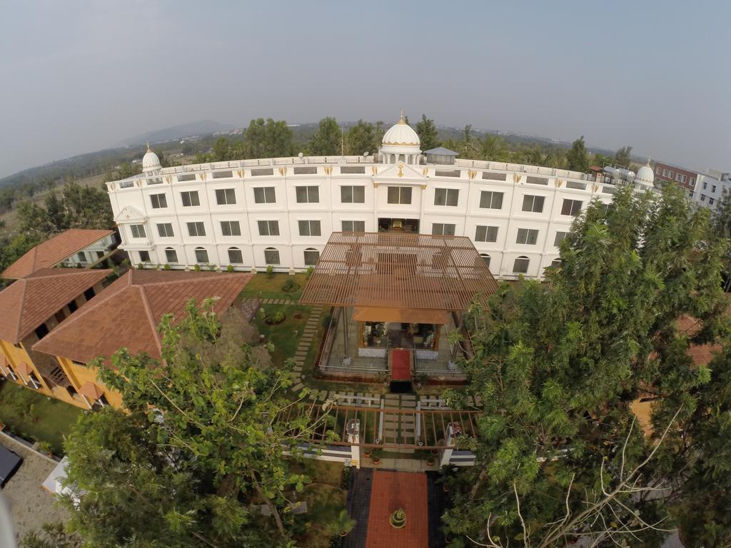 Jal Mahal Resort And Spa Májszúr Kültér fotó