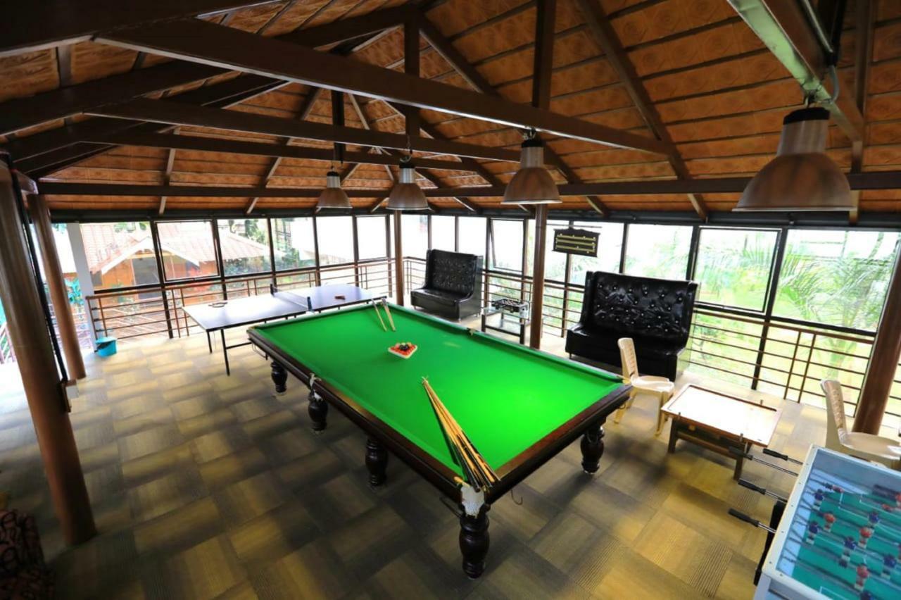 Jal Mahal Resort And Spa Májszúr Kültér fotó