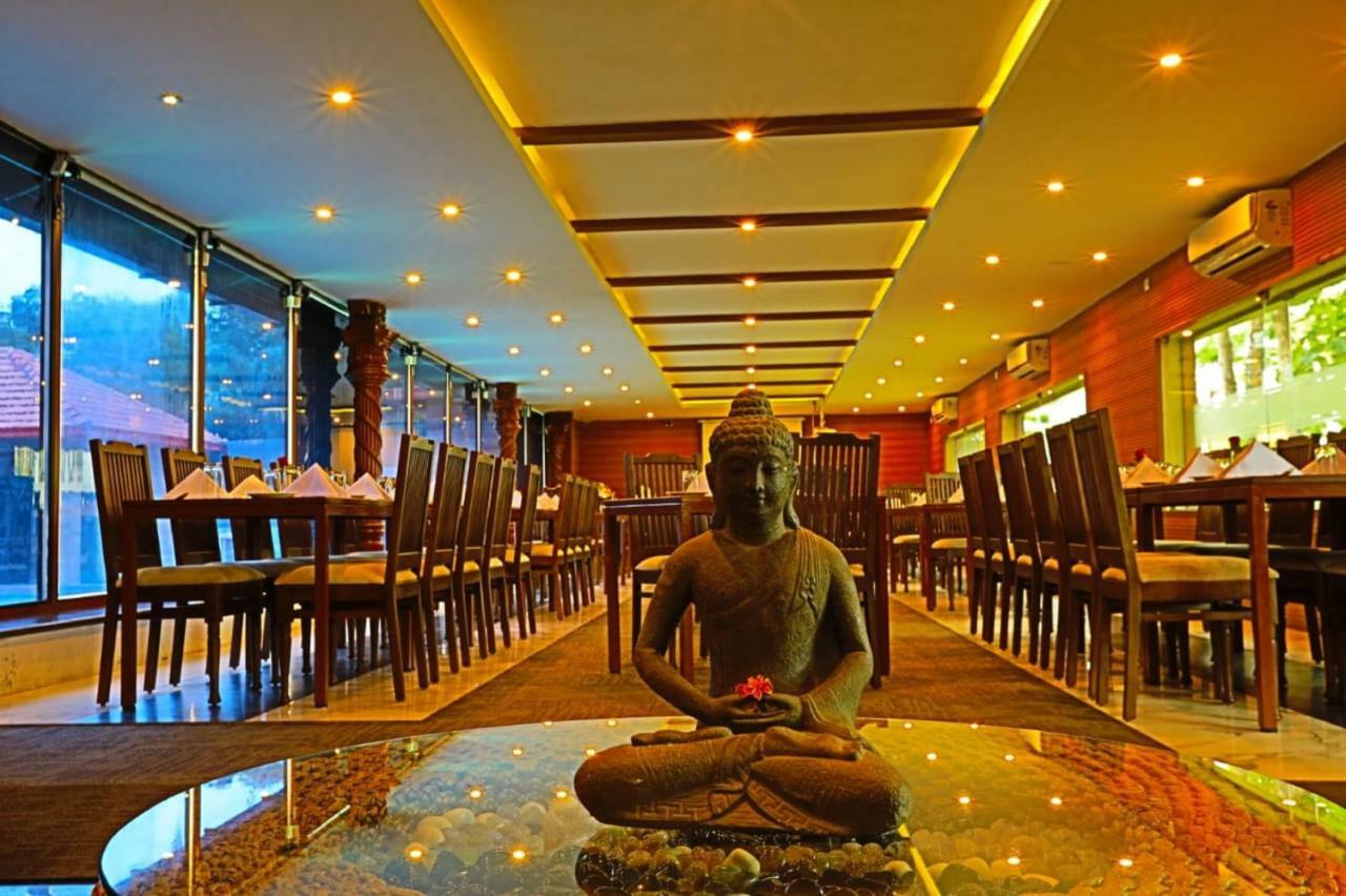 Jal Mahal Resort And Spa Májszúr Kültér fotó