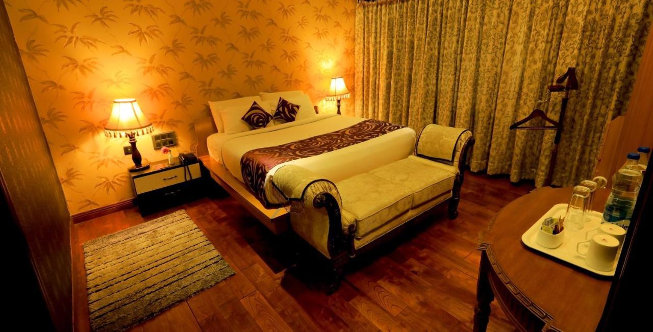 Jal Mahal Resort And Spa Májszúr Kültér fotó